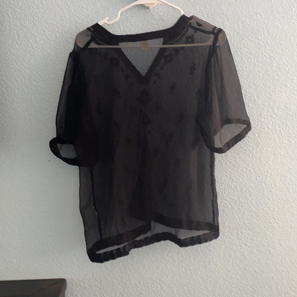 Old navy black see through Blouse - Picture 2 of 3